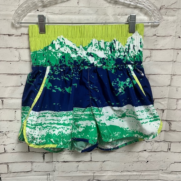 Free People Pants - Free People Movement Shorts Size Medium Print Green Blue